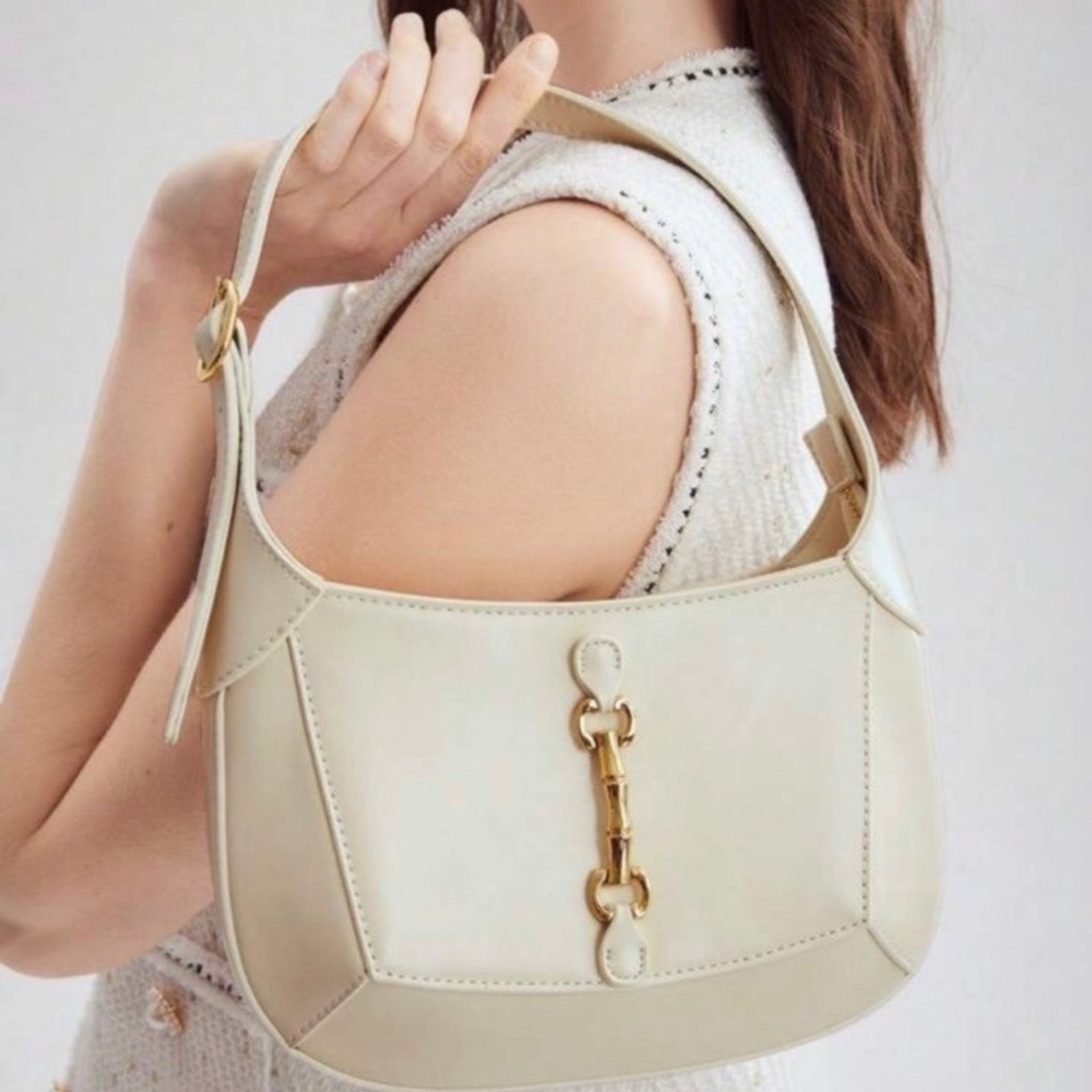 Cream Shoulder Bag with Gold Hardware - Picture 3 of 6